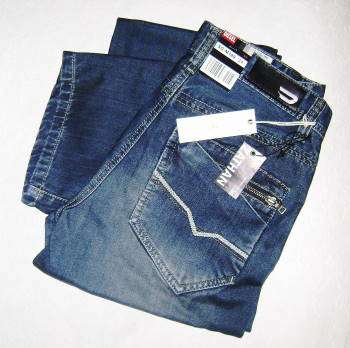 ( New Style ) - Mens Diesel 'ZATHAN'  Blue Jeans ( Size 36 Only )