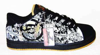 ( Size 7 ) - Brand New Pair of JINSHENG Sneakers ( Bargain )