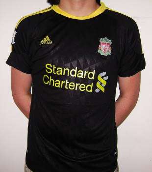 ( ADIDAS )Liverpool - Mens Soccer Shirt ( Size Medium Only )