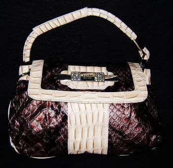 Stunning and Brand New Ladies Guess Bag