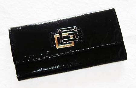 Stunning and Brand New Guess Wallet