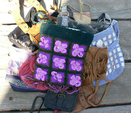 WHAT A BARGAIN!!! - ALL SORTS OF HANDBAGS - (11) FOR 1 BID!!! - 2ND HAND