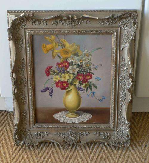 STUNNING VINTAGE FRAME WITH A BEAUTIFUL FLOWER IN VASE OIL PAINTING ARTWORK!!!
