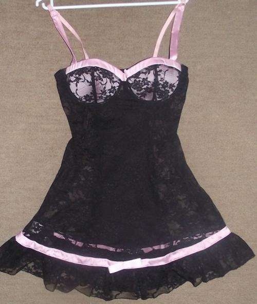 SHOW OFF YOUR GIRLY SIDE THIS VALENTINE'S DAY!!!!