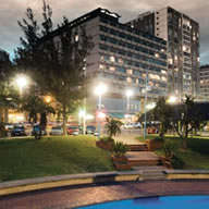 **TROPICANA HOTEL - Timeshare to let 2-9 July - START @ R1 NO RESERVE**