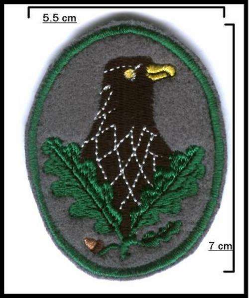 Embroidered WWII German Sniper Badge Third Class on Grey Felt Repro