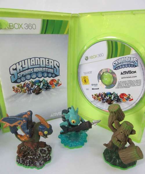 skylander figures + spyro game, infinity tow-mater tow truck and + power portal all for one bid
