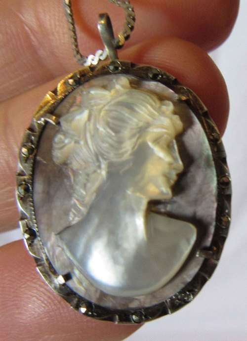 Unusual Vintage Silver Cameo, shell and MOP with a sterling 925 silver chain +