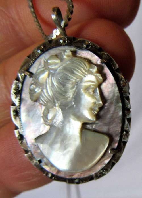 Unusual Vintage Silver Cameo, shell and MOP with a sterling 925 silver chain +