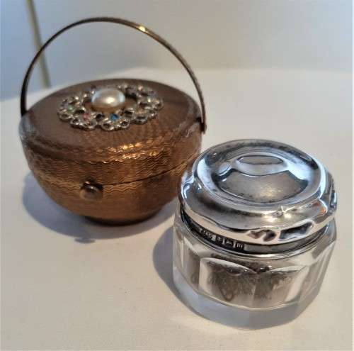 BE SURE NOT TO MISS THIS-JEWELRY BOX LITERALLY FULL OF AMAZING STUFF R1 START!!