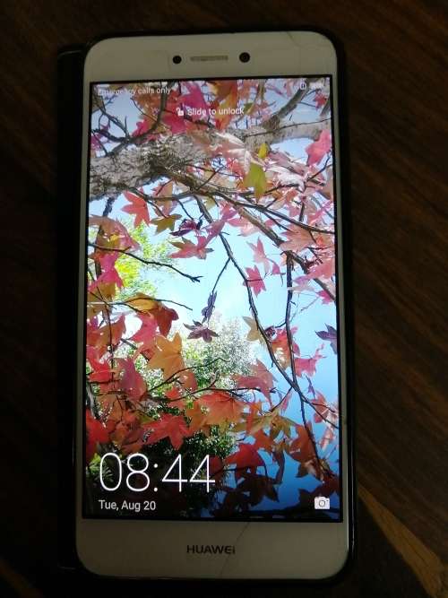 HUAWEI P8 LITE 2017 - SCREEN CRACKED