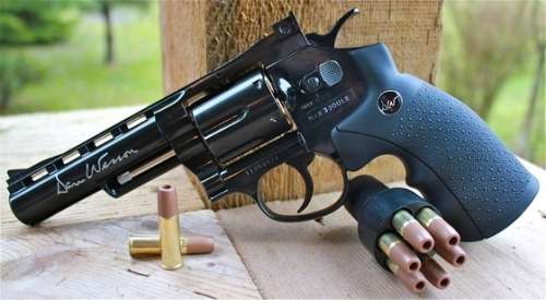 NEW ASG DAN WESSON 4 INCH BLACK CO2 BB REVOLVER