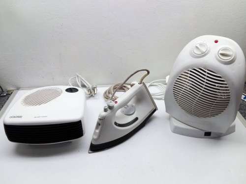 FAN HEATERS X 2 & IRON  * BID FROM R1 START FOR ALL 3 ITEMS *