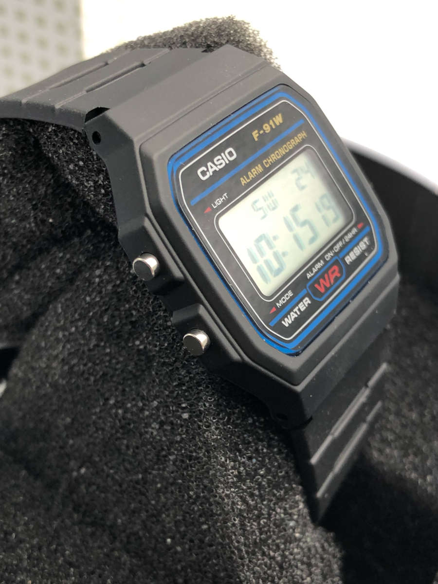 Casio F-91W Mens Digital Quartz Watch (Open Box)