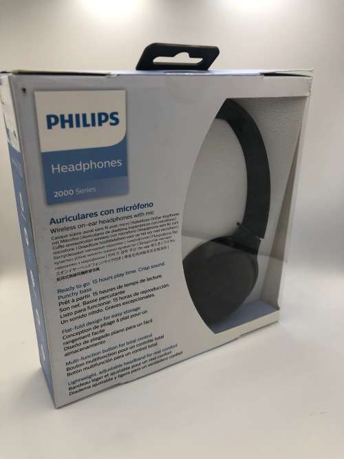 Philips 2000 Series TAUH202 On-Ear Wireless Headphones with Microphone (Black)
