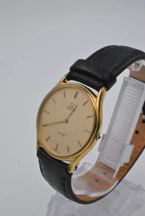 Omega Gold-plated watch (Quartz)