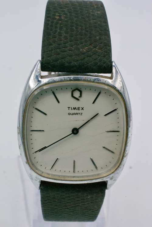 Timex Base metal Watch (Quartz)