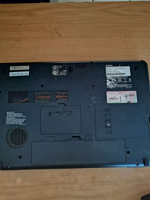 TOSHIBA SATELLITE L500 LAPTOP FOR SALE