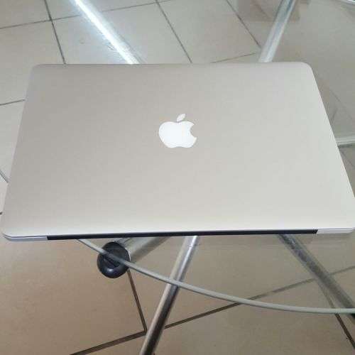 MACBOOK PRO 13 INCH MID 2014 VS