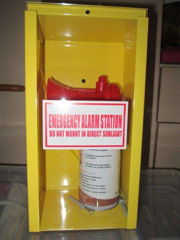 Emergency fog horn and wall unit