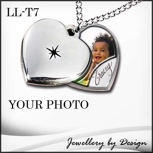 Your photo locket with FREE ENGRAVING