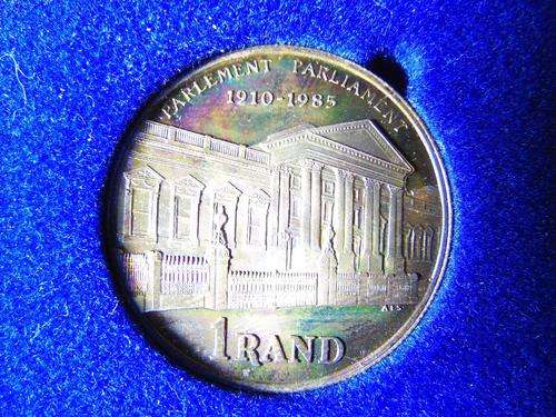 1985 Parliment Buildings Silver R1 in SAM Box