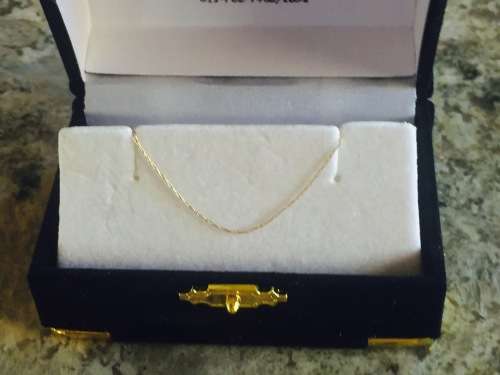 9ct Gold 44cm fine chain