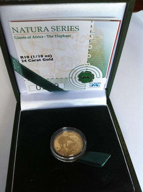 NATURA SERIES GIANTS OF AFRICA THE ELEPHANT 1/10 oz GOLD COIN