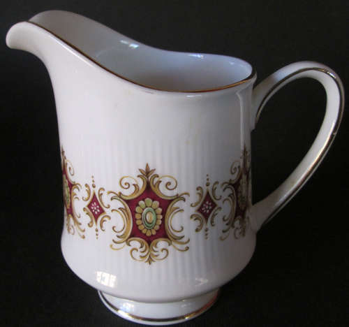 Paragon Creamer / Milk Jug 'Flamenco'