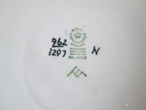 Royal Copenhagen Ellen Malmer Fajance Large Dish 962/3293