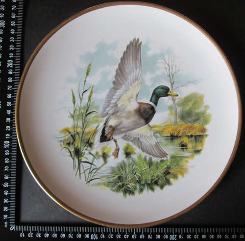 Royal Chelsea Plate 'Birds of the Countryside' The Mallard