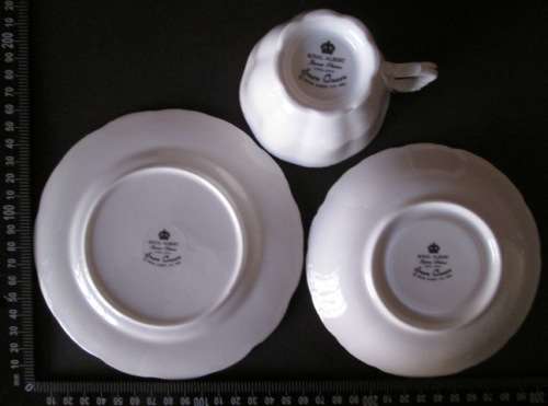 Royal Albert Trio 'Snow Queen'