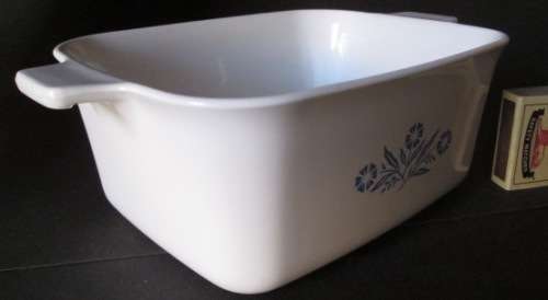Corning Ware Casserole Dish Cornflower Blue P-4-B '1 and 1/2 Quart '