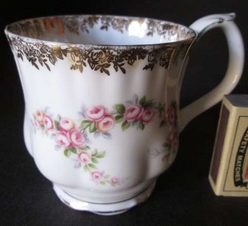 Royal Albert Mug 'Dimity Rose'