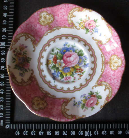 Royal Albert Saucer Lady Carlyle'