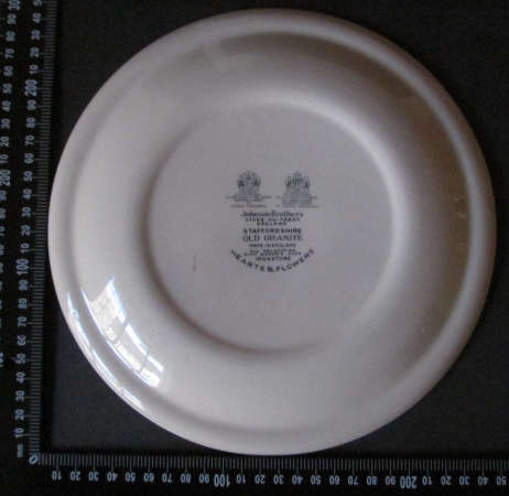 Johnson Brothers Dinner Plate 'Hearts and Flowers'