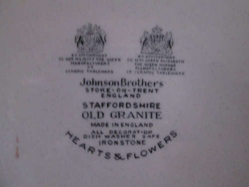 Johnson Brothers Dinner Plate 'Hearts and Flowers'