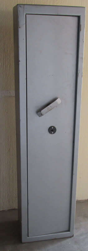 Rifle Safe 6 Rifles with a Shelf