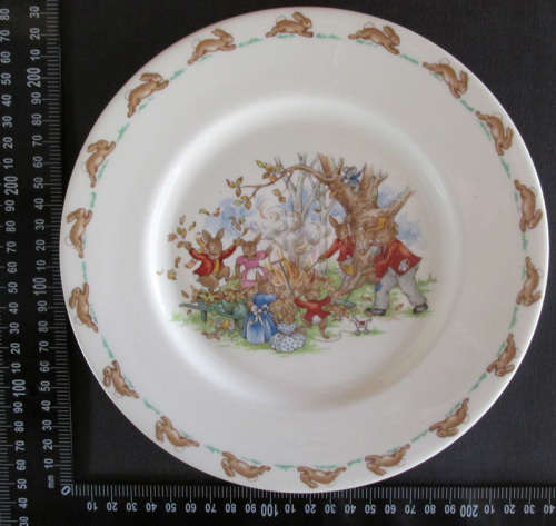 For HoqpoH Bunnykins Plate