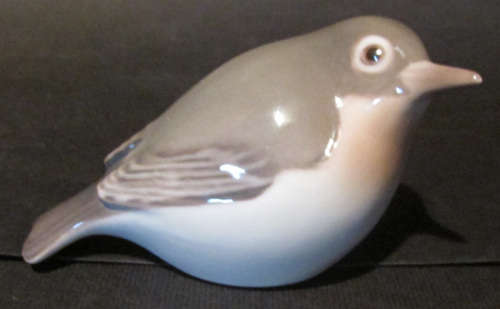 Bing Grondahl Porcelain Bird Figurine Denmark