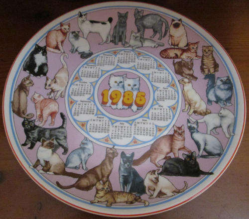 Wedgwood Calendar Plate 1985 'Cats', Width 253mm