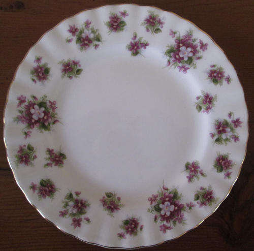 Royal Albert Side Plate ' Sweet Violets'