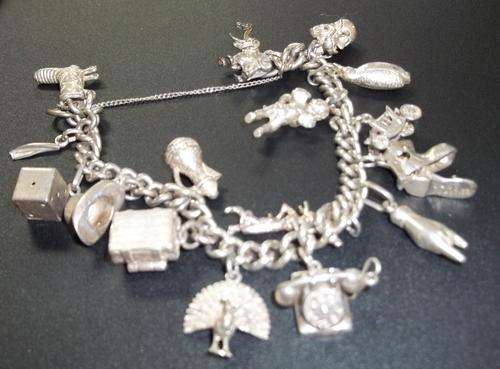 Beautiful Vintage Charm Bracelet 61.2 grams