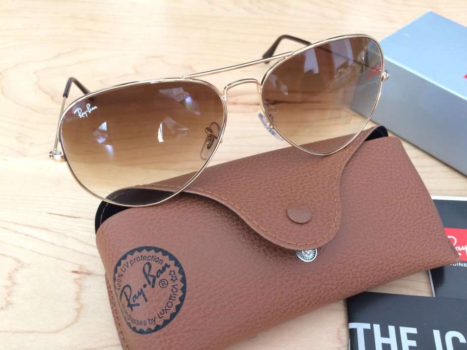 Ray-Ban Aviator Sunglasses