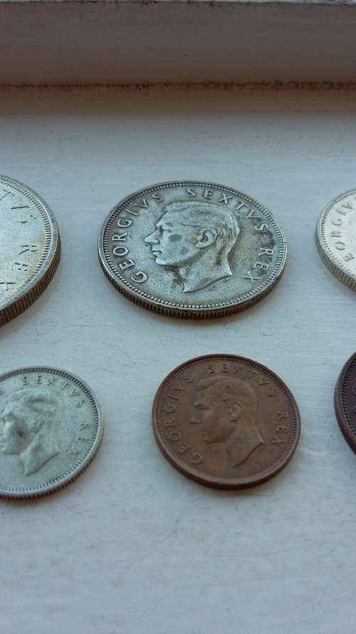 BEAUTIFUL COMPLETE 1952 SA UNION SET OF COINS! 5 SHILLING TO FARTHING!!!