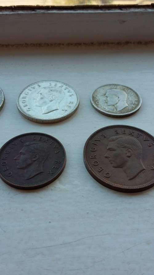 BEAUTIFUL COMPLETE 1952 SA UNION SET OF COINS! 5 SHILLING TO FARTHING!!!