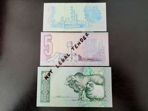 Complete Collection of 1980's Gerhard de Kock Banknotes! R 50 to R 2! Bid for lot!