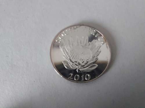 Super Sale! 2010 Nadine Gordimer Special Edition Uncirculated Silver R1 Coin (with COA & Pouch)