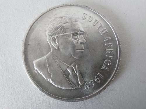 Super Sale! RSA 1969 80% Silver Rand  English!