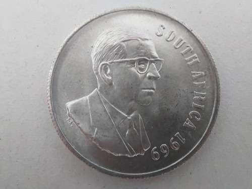 Super Sale! RSA 1969 80% Silver Rand  English!